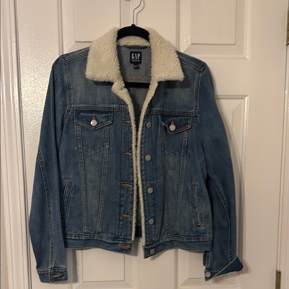 Gap denim Jacket with cozy lining.